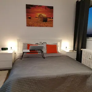  Apartment Piata Victoriei Romania