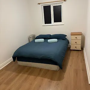 Cosy Near City Center Apartment