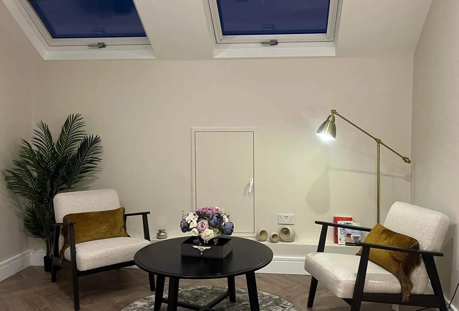 Attic Room In Citywest location