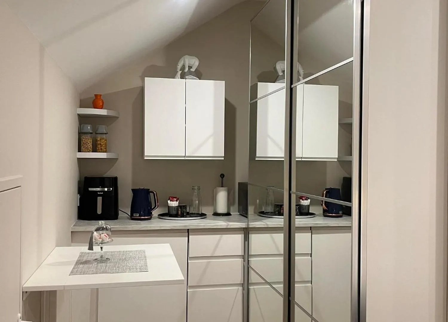 Homestay Attic Room In Citywest Dublin